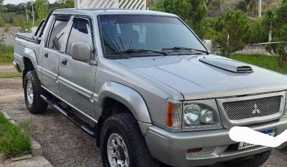 MITSUBISHI L200 2.5 GLS 4X4 CD 8V TURBO DIESEL 4P MANUAL